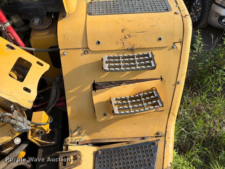 image for item YA4163 2005 Caterpillar 735 articulated haul truck