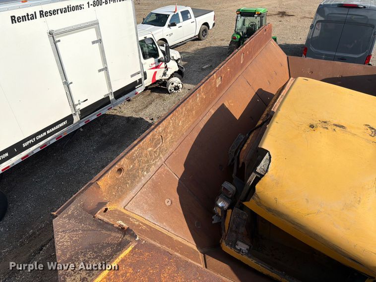 image for item YA4163 2005 Caterpillar 735 articulated haul truck