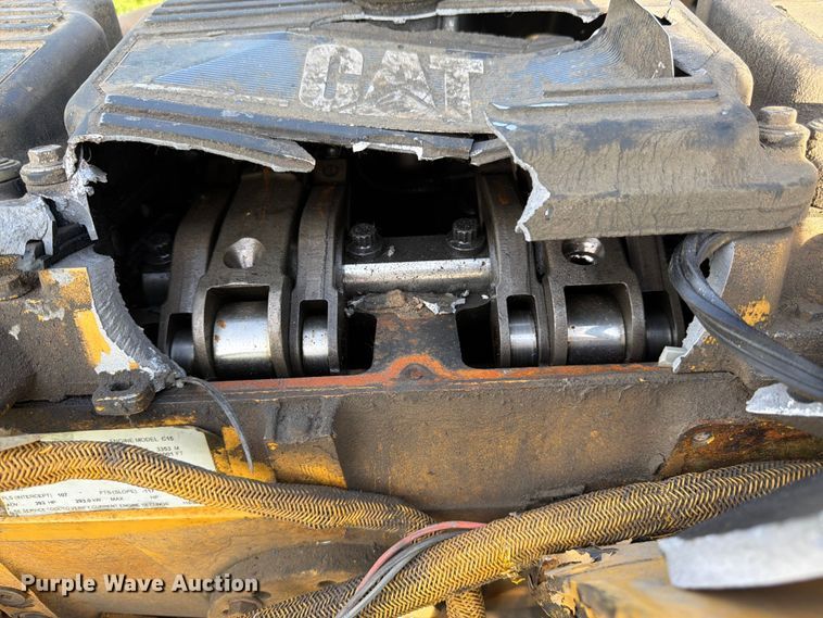 image for item YA4163 2005 Caterpillar 735 articulated haul truck