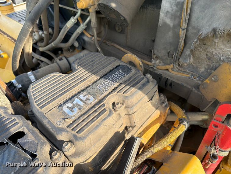 image for item YA4163 2005 Caterpillar 735 articulated haul truck