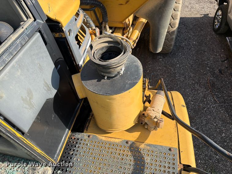 image for item YA4163 2005 Caterpillar 735 articulated haul truck
