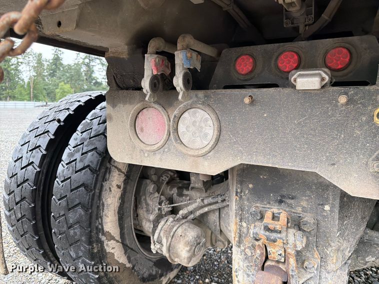 image for item YA4164 2025 Peterbilt 567 dump truck