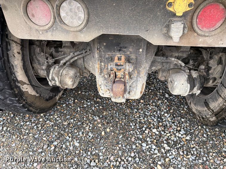 image for item YA4164 2025 Peterbilt 567 dump truck