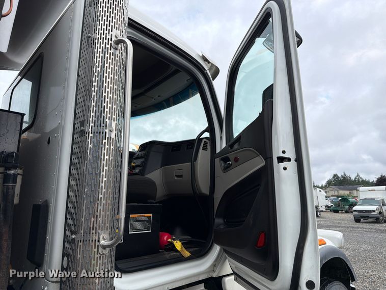 image for item YA4164 2025 Peterbilt 567 dump truck