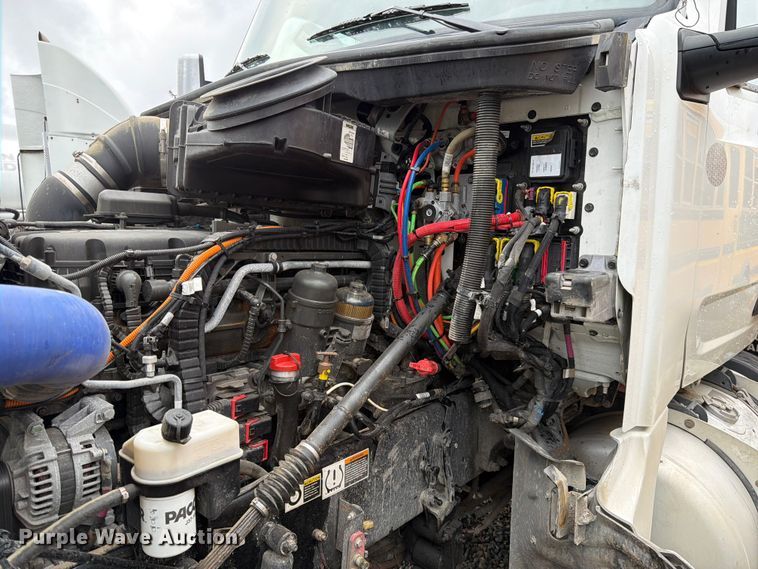 image for item YA4164 2025 Peterbilt 567 dump truck