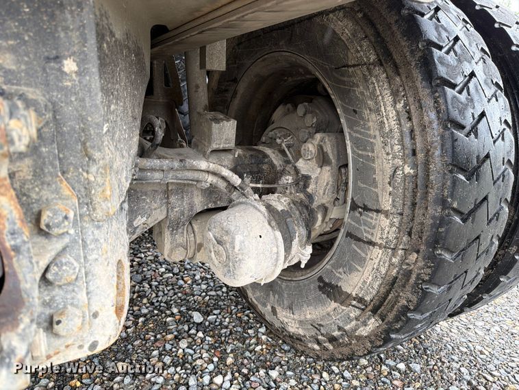 image for item YA4164 2025 Peterbilt 567 dump truck