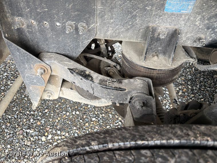 image for item YA4164 2025 Peterbilt 567 dump truck