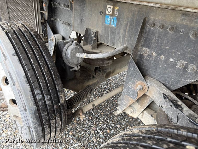 image for item YA4164 2025 Peterbilt 567 dump truck