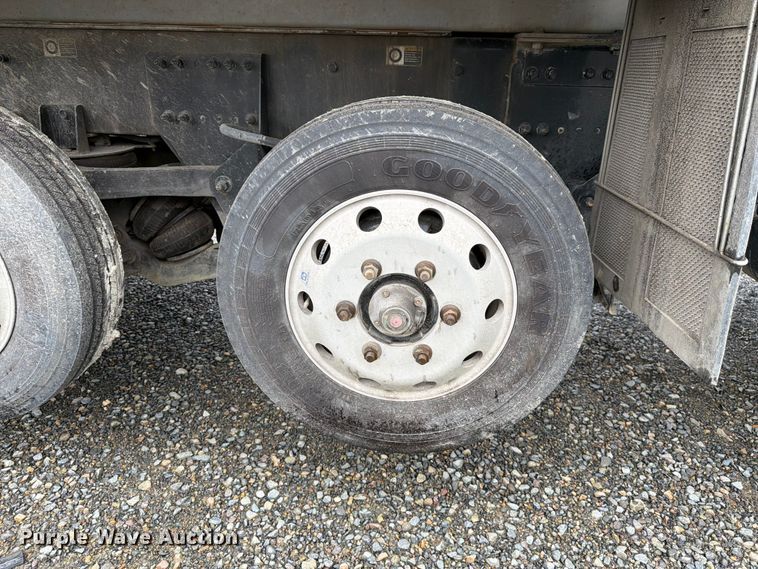 image for item YA4164 2025 Peterbilt 567 dump truck