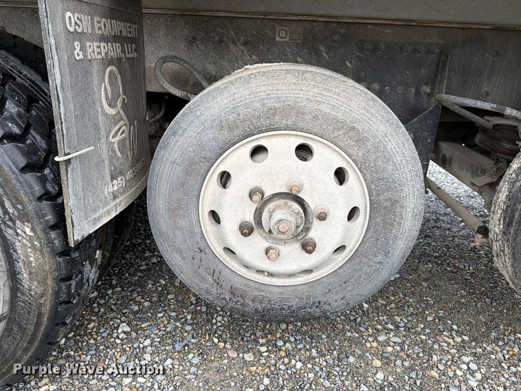 image for item YA4164 2025 Peterbilt 567 dump truck