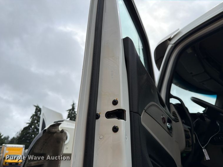 image for item YA4164 2025 Peterbilt 567 dump truck