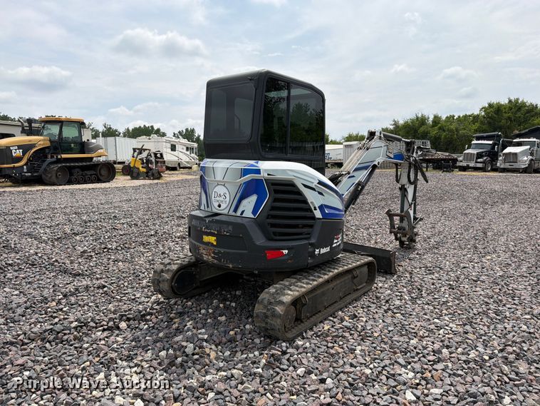 image for item YA4245 2019 Bobcat E35i mini excavator