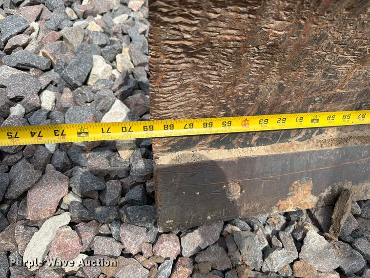 image for item YA4245 2019 Bobcat E35i mini excavator