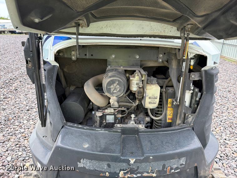 image for item YA4245 2019 Bobcat E35i mini excavator