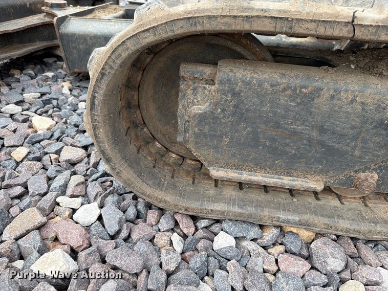 image for item YA4245 2019 Bobcat E35i mini excavator