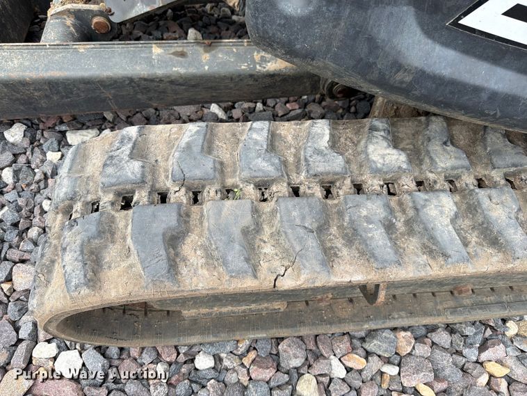 image for item YA4245 2019 Bobcat E35i mini excavator