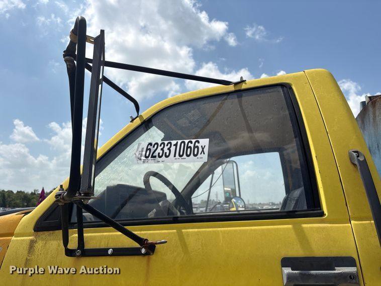 image for item YA4277 1997 GMC C7 water truck
