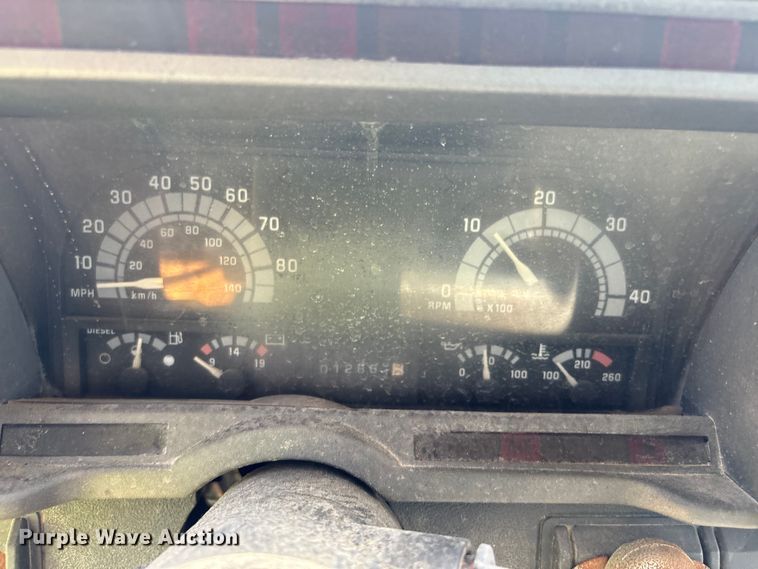 image for item YA4277 1997 GMC C7 water truck