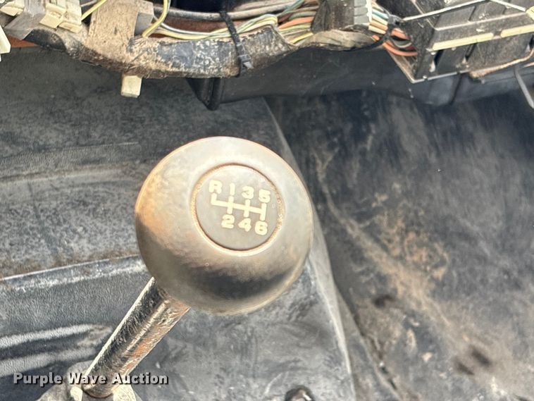 image for item YA4277 1997 GMC C7 water truck