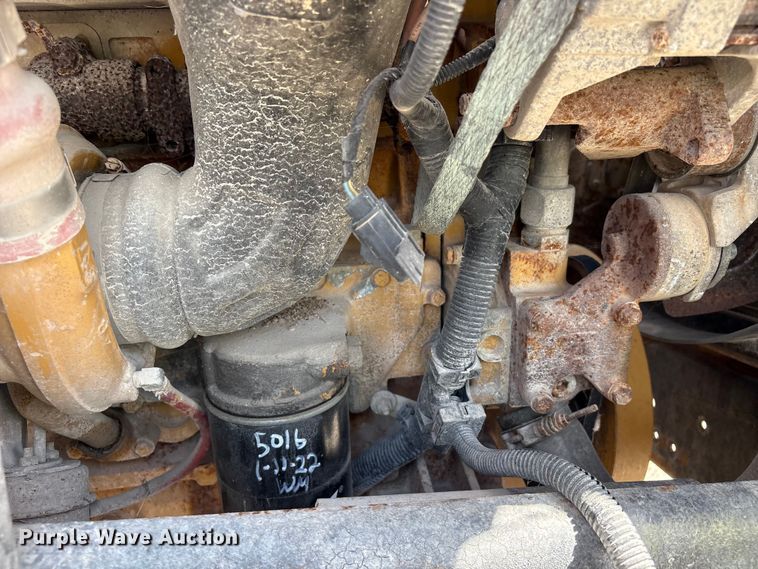 image for item YA4277 1997 GMC C7 water truck