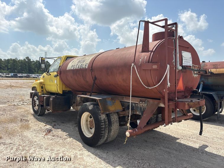 image for item YA4278 1997 GMC C7 water truck