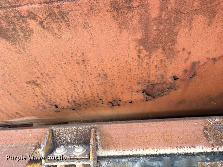image for item YA4278 1997 GMC C7 water truck