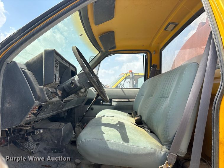 image for item YA4278 1997 GMC C7 water truck
