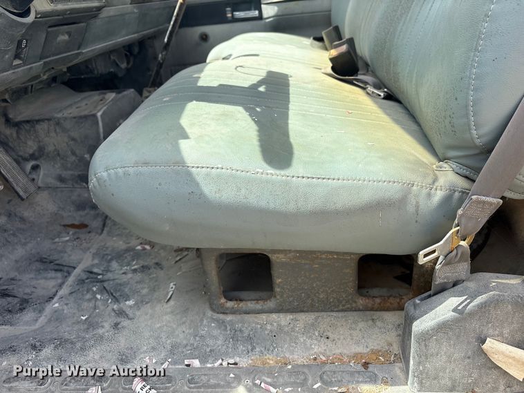 image for item YA4278 1997 GMC C7 water truck