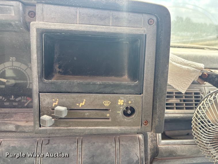 image for item YA4278 1997 GMC C7 water truck