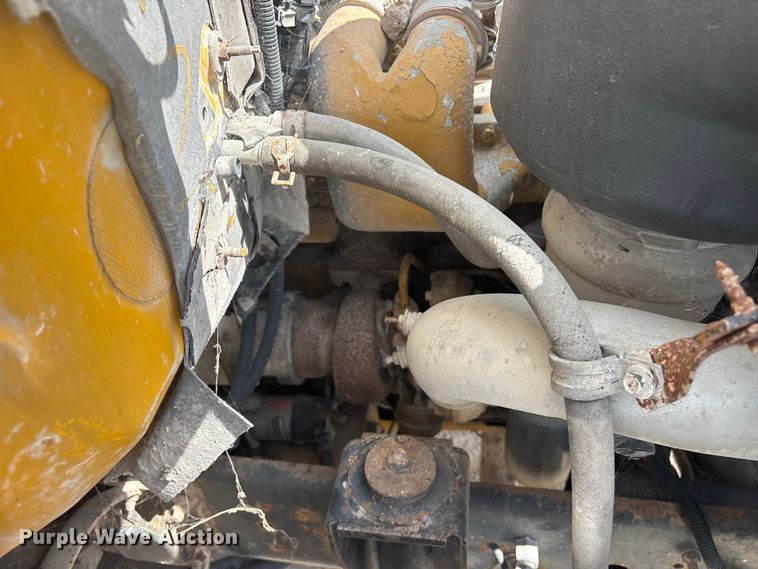 image for item YA4278 1997 GMC C7 water truck