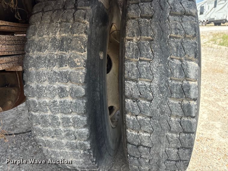 image for item YA4278 1997 GMC C7 water truck