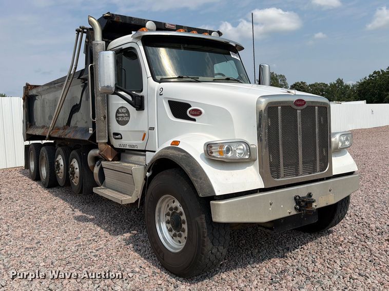 image for item YA4287 2018 Peterbilt 567 dump truck