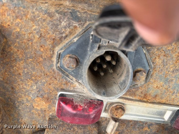 image for item YA4287 2018 Peterbilt 567 dump truck