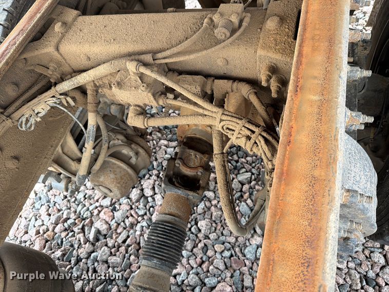 image for item YA4287 2018 Peterbilt 567 dump truck
