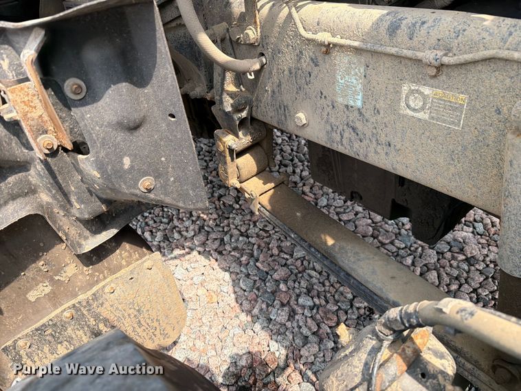image for item YA4287 2018 Peterbilt 567 dump truck
