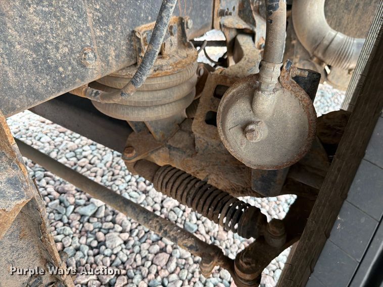 image for item YA4287 2018 Peterbilt 567 dump truck