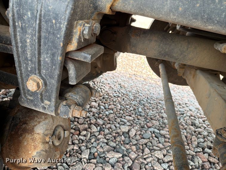 image for item YA4287 2018 Peterbilt 567 dump truck