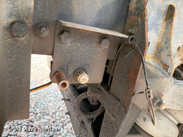 image for item YA4287 2018 Peterbilt 567 dump truck