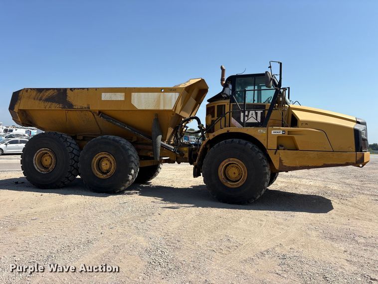 image for item YA4333 2013 Caterpillar 740B articulated haul truck