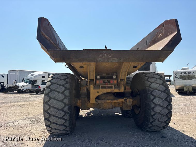 image for item YA4333 2013 Caterpillar 740B articulated haul truck