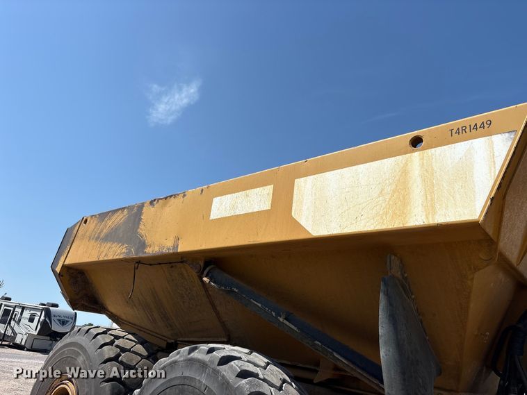 image for item YA4333 2013 Caterpillar 740B articulated haul truck