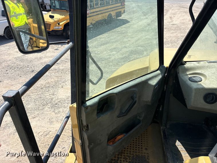 image for item YA4333 2013 Caterpillar 740B articulated haul truck