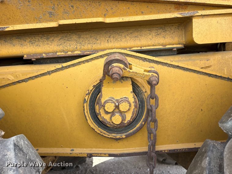image for item YA4333 2013 Caterpillar 740B articulated haul truck