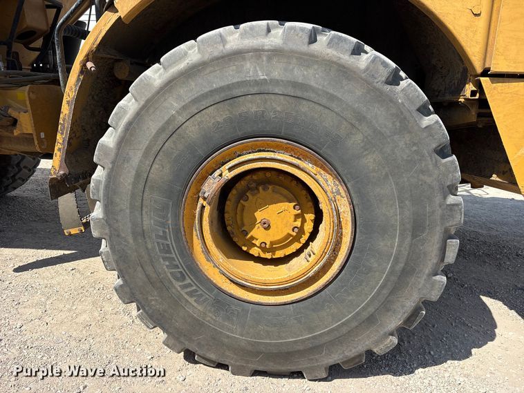 image for item YA4333 2013 Caterpillar 740B articulated haul truck