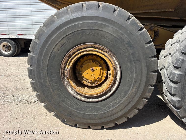 image for item YA4333 2013 Caterpillar 740B articulated haul truck