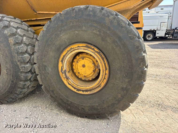 image for item YA4333 2013 Caterpillar 740B articulated haul truck