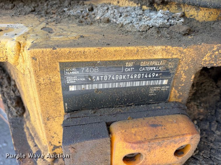 image for item YA4333 2013 Caterpillar 740B articulated haul truck