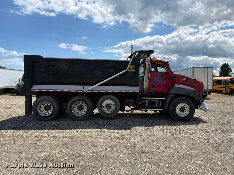 image for item YA4345 2012 Caterpillar CT660S dump truck