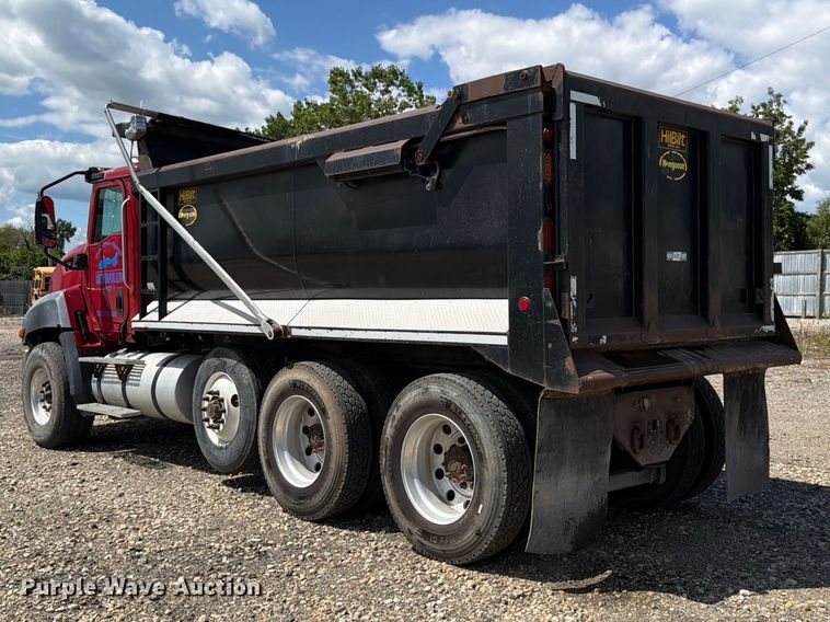 image for item YA4345 2012 Caterpillar CT660S dump truck