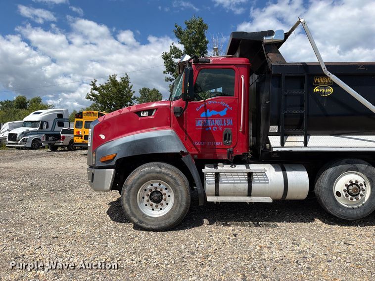 image for item YA4345 2012 Caterpillar CT660S dump truck